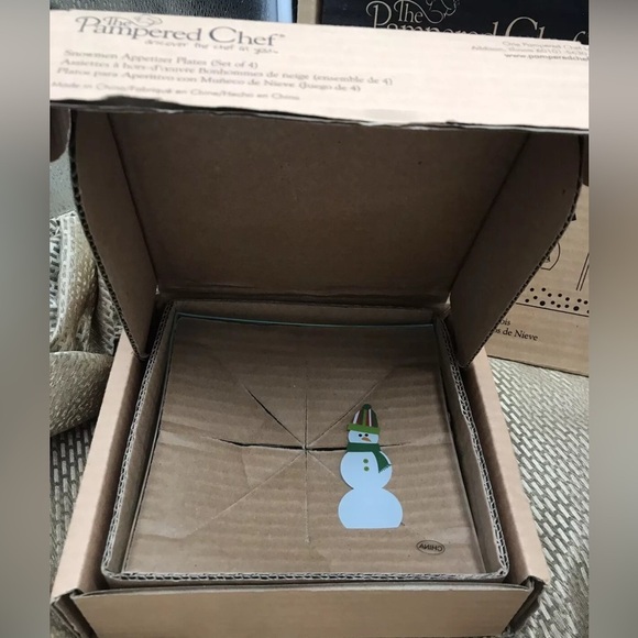 Pampered Chef - Snowmen Dots Platter Plates Dish NIB - Picture 2 of 4